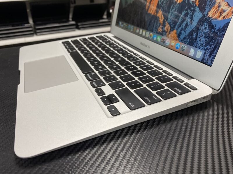 laptop macbook a1465