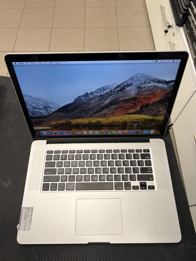 Apple Macbook A1398