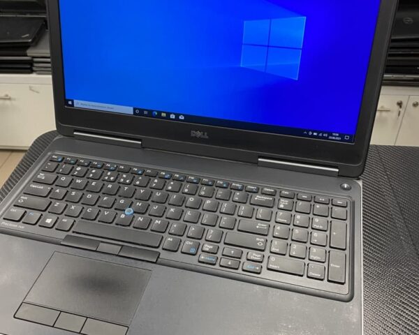 laptop dell precision 7520