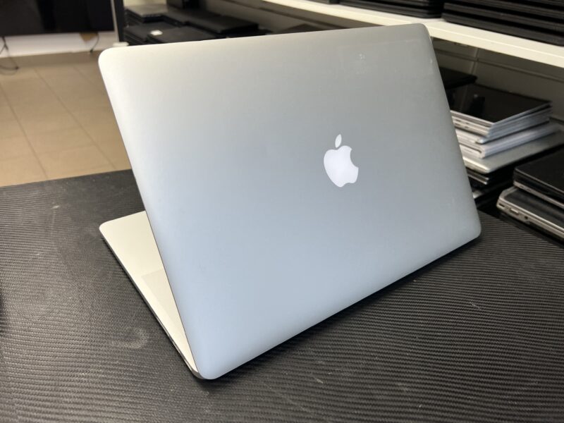 apple macbook pro a1398