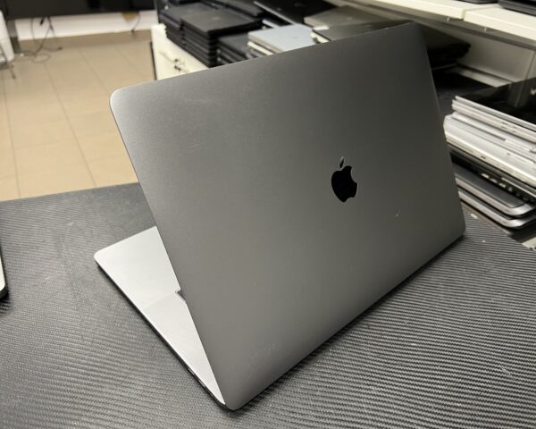 apple laptop a1707 EMC 3162